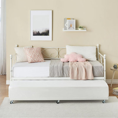 Thalmus Daybed by Winston Porter