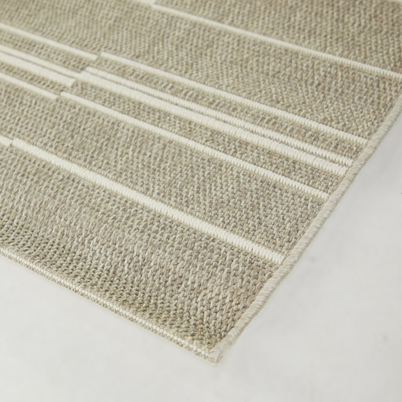 Tapis rayé intérieur / extérieur Veda, Rectangle 5 pi 3 po x 7 pi