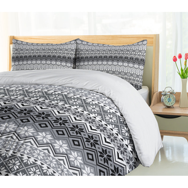 Gray and White Nordic Snowflake Knit Queen Duvet Cover Set