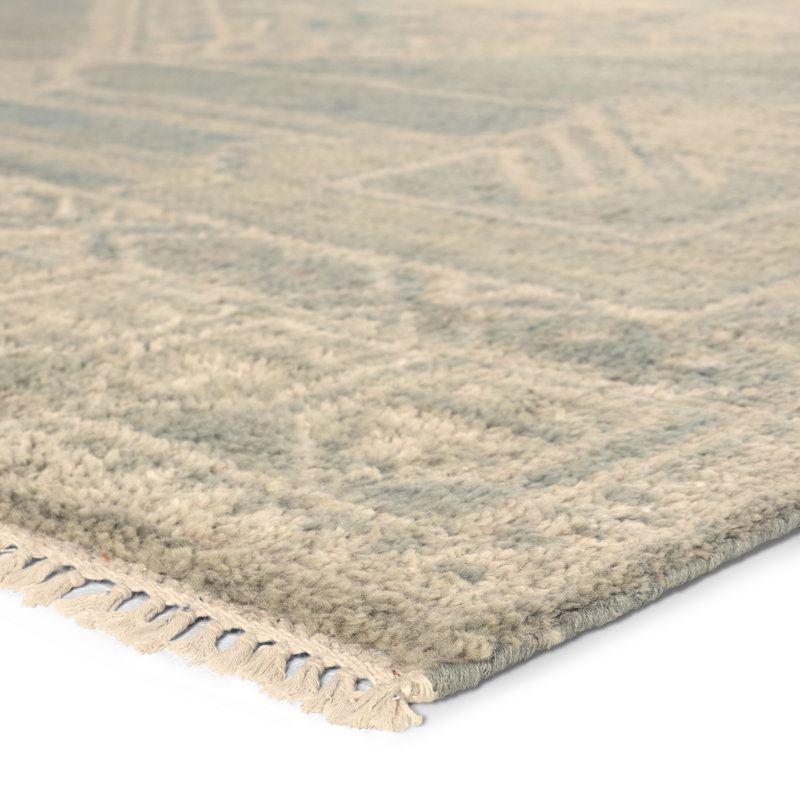 Jaipur Living Sarosh SEV08 Handknotted Medallion Green and Cream Area Rug (8'x10'), Rectangle 8' x 10'