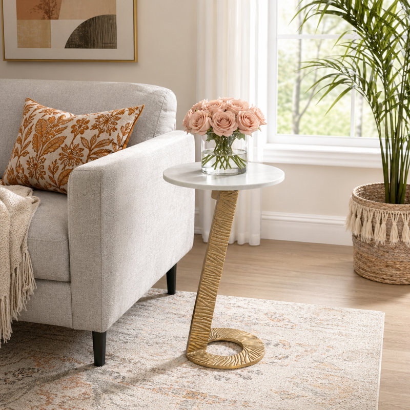 Plateau de table d'appoint en métal sculpté à base dorée Boho Glam métallique pour le bureau du salon - 23 po blanc et or