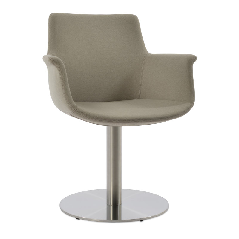 Chaise rembourrée Bottega, Similicuir noir, Brossé