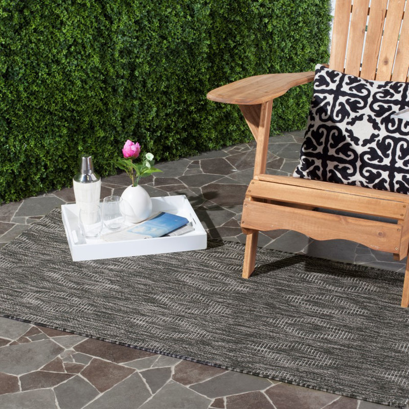 Colon Hooked Black Indoor/Outdoor Rug, Rectangle 160 x 231 cm