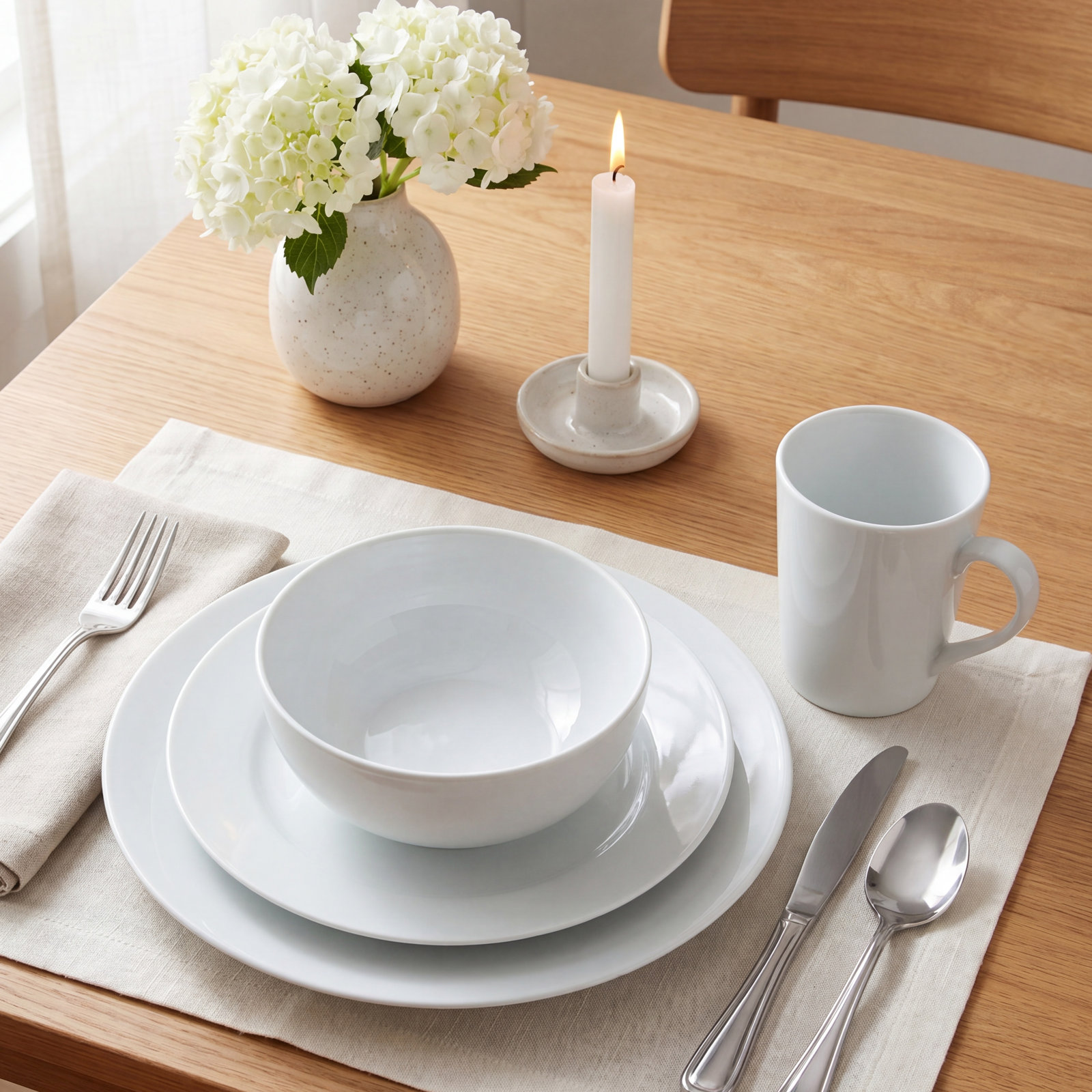 Claire Porcelain Dinnerware Set - Service for 4