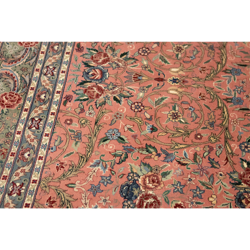 High-Quality Hand-Knotted Rose And Green Area Rug