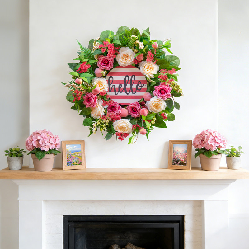 Couronne de printemps et d'été rose 24 pouces avec décorations pêche et panneau «Hello» - intérieur / extérieur rose