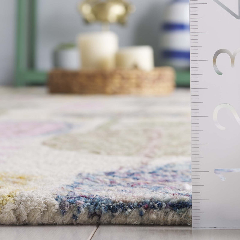 Jardin Blue and Pink Floral Wool 5' x 8' Area Rug