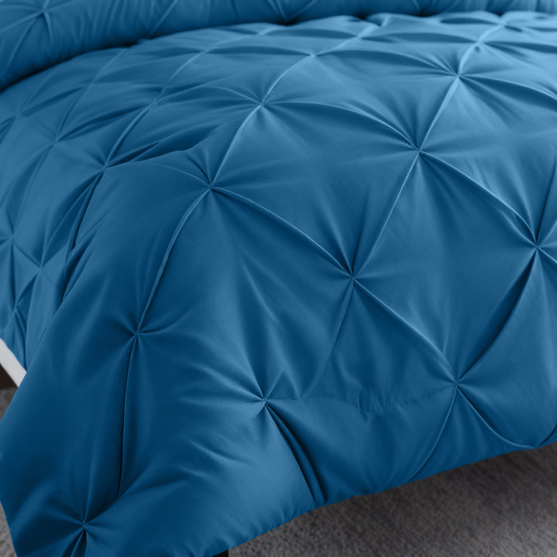 Aspire Homeware High Quality Microfiber Pintuck Design Duvet Cover With Pillowcases, Kingsize Duvet Cover  + 2 Pillowcases