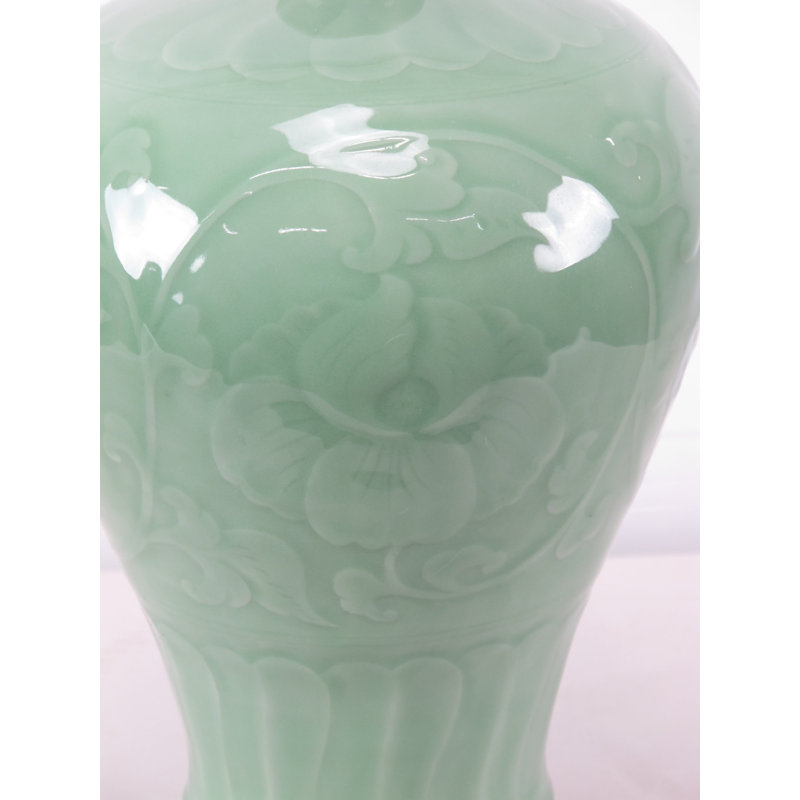 Asian Classic Handmade Table Vase
