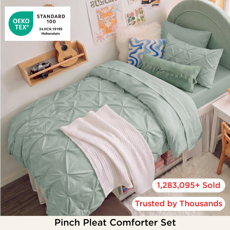 Bedsure Twin/Twin-XL Burgundy Pintuck Bed-in-a-Bag - Sage Green Pinch Pleat Comforter Set with Sheets, Pillowcases & Shams for Dorm Room(Set of 5)