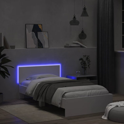 Nyleen Bed