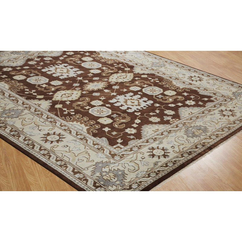 Misael Wool Oriental Area Rug in Brown/Ivory, Rectangle 6' x 9'
