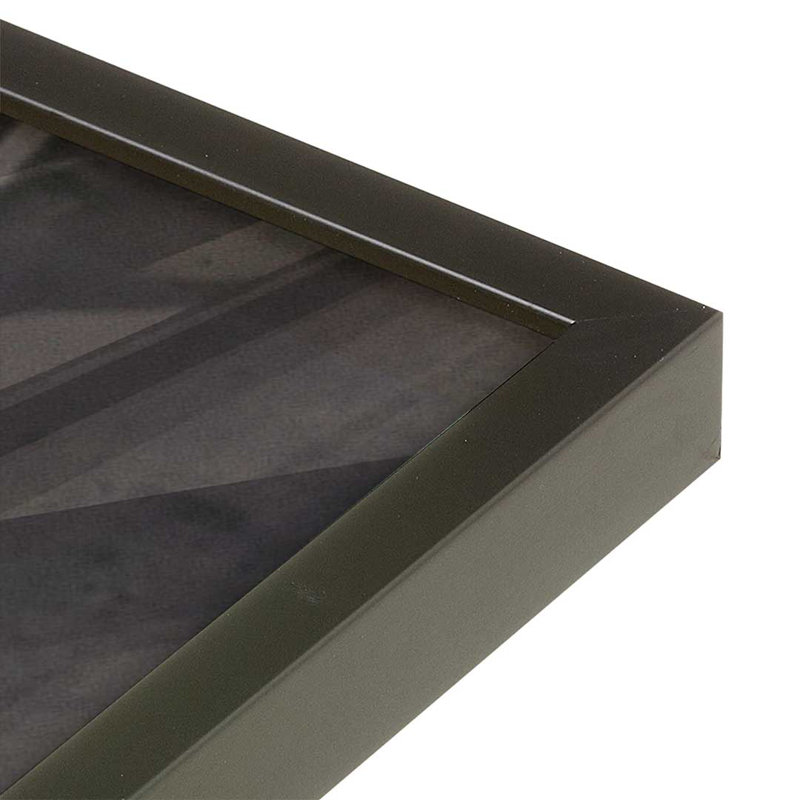 «Pier Angles I» par Nathan Larson, reproduction d'art, H 12 po x l 18 po, Noir