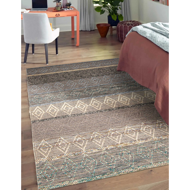 Tapis unique en laine 6 pi x 9 pi 1 po Dejour