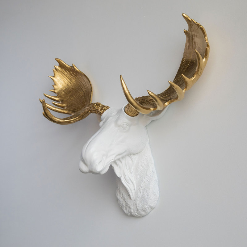 Handmade Rustic Animals Wall Decor on Resin, White/Gold