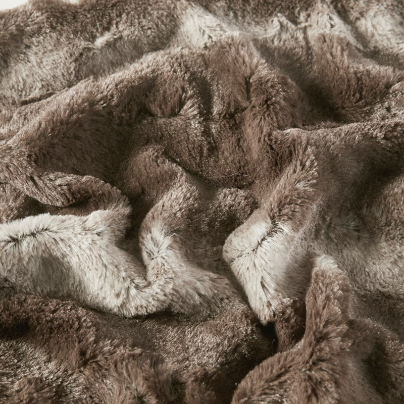 Luxueuse couverture réversible en fausse fourrure confort moderne pour des nuits douillettes