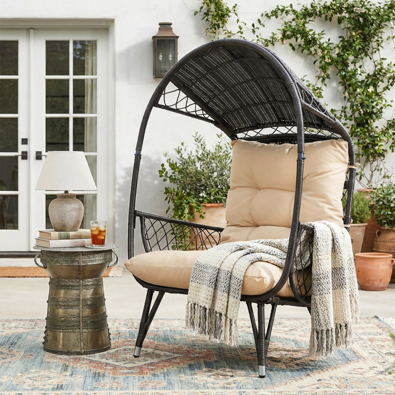 Chaise coquille de patio autoportante pour l'extérieur avec coussins, Brun clair