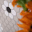 Carreau de mosaïque en porcelaine nid d'abeille 1 po x 1 po Value Series-98546890
