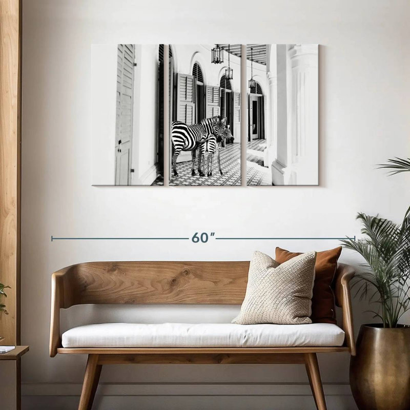 Brampt Zebra Hotel, 28" H x 45" W
