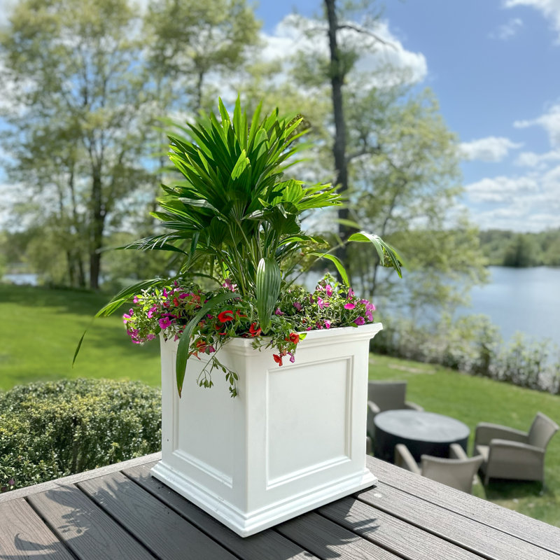 Anastasiya Pot Planter, White