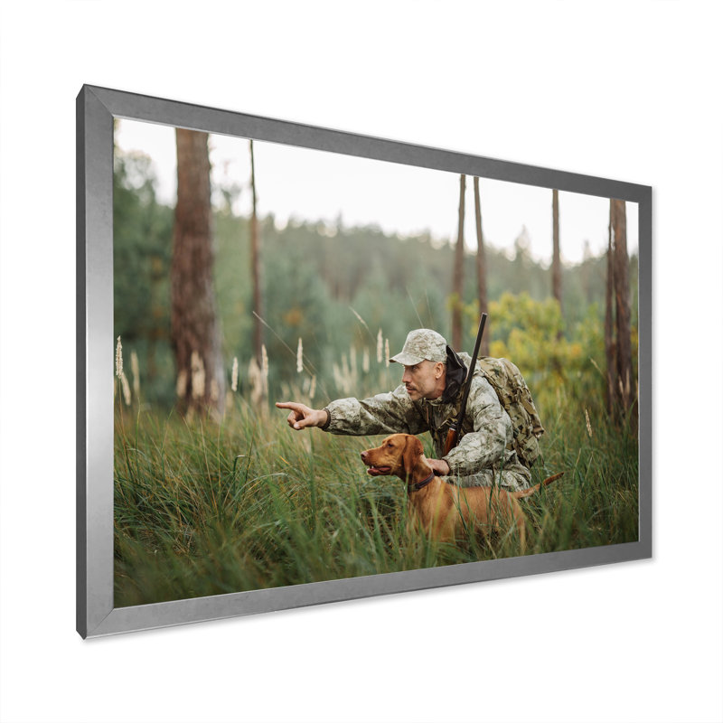 Motif de chasse au chien révélée sur toile, H 24 po x l 32 po x P 1 po, Cadre simple argenté