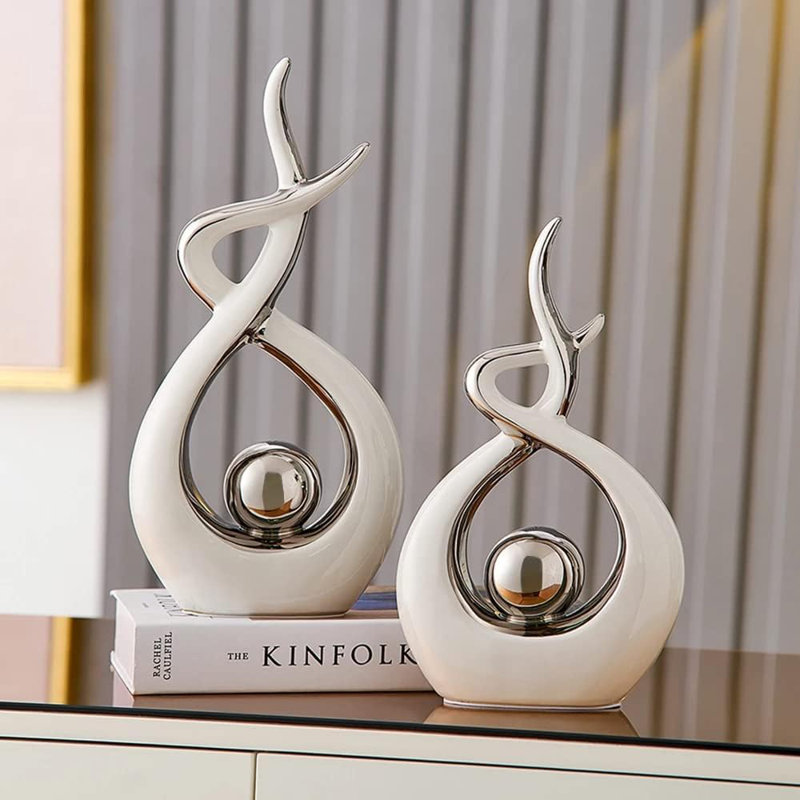 Demetrianna Statue, Silver/White