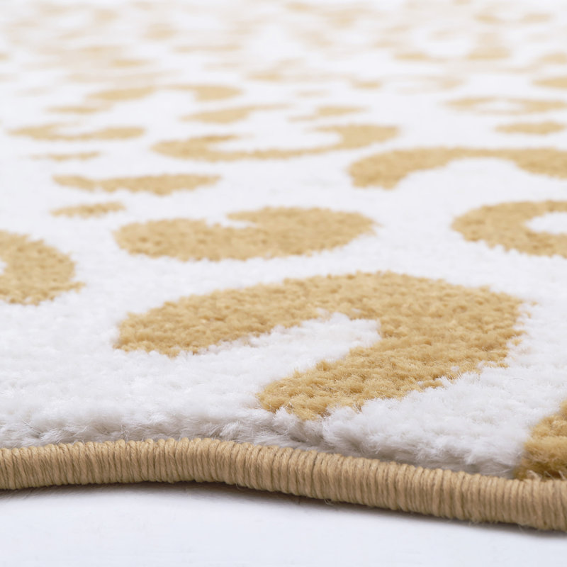 Clower Tufted White/Beige Rug