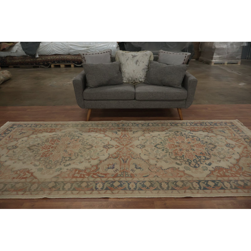 Tapis artistique Ziegler 5 x 11 avec motifs symétriques