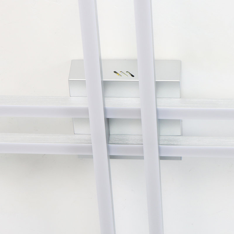 Plafonnier semi-encastré à DEL 4 lumières Whisman, H 2,8 po x l 38 po x P 38 po, Argent