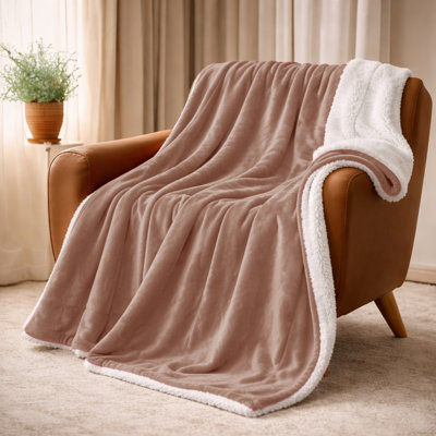 Reversible Sherpa Fleece & Faux Fur Thick Plush Blanket