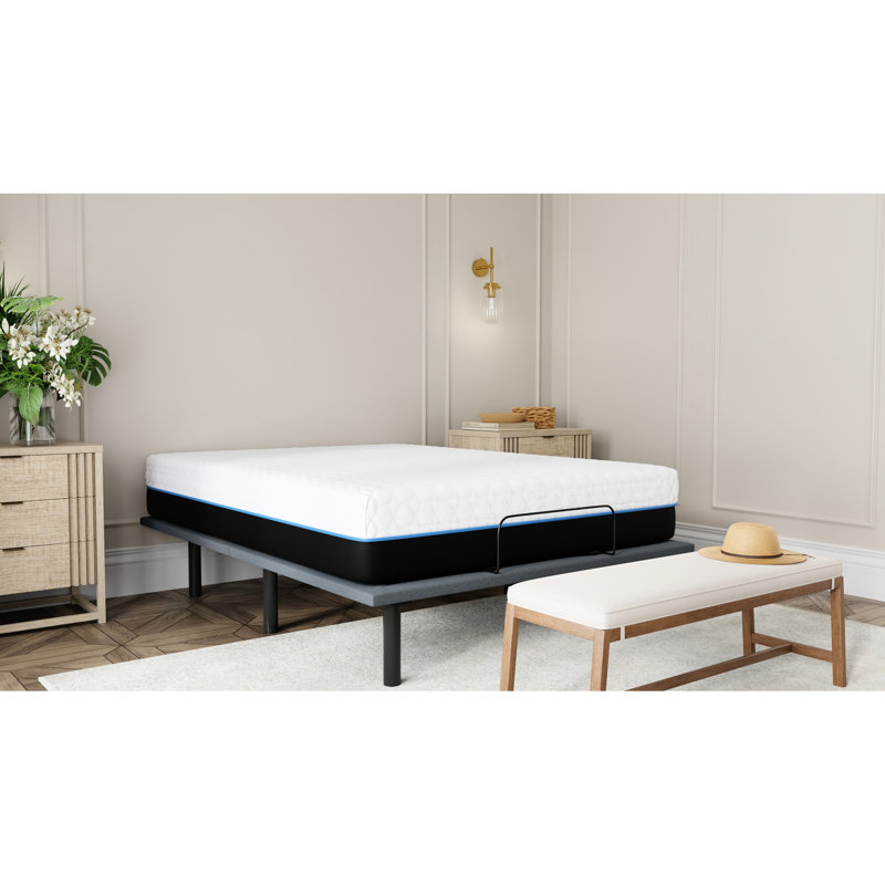 Très grand matelas 14 po en cuivre avec mémoire de gel et housse en tissu rafraîchissant, Très grand californien