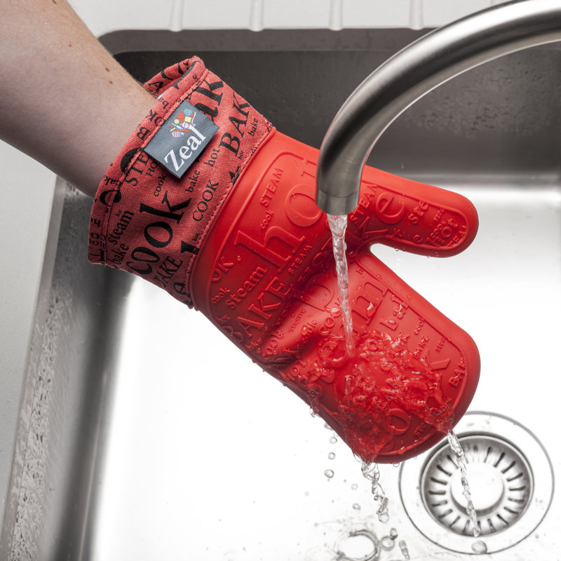 Zeal Cotton Oven Mitt, Red