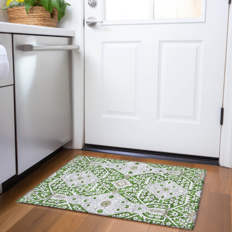 Malek Floral Indoor / Outdoor Rug, Rectangle 1'8" x 2'6"