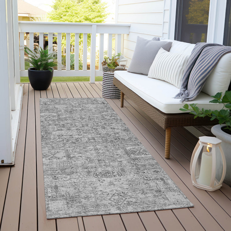 Tapis intérieur / extérieur rectangulaire à envers antidérapant 1 pi 8 po x 2 pi 6 po Everlee