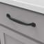 Poignée poignée raffinée Rustic de la collection Refined Rustic - Poignée centrale d'armoire de 6 5/16 po - Quincaillerie Craftsman pour tiroirs et armoires-35892615-111122832