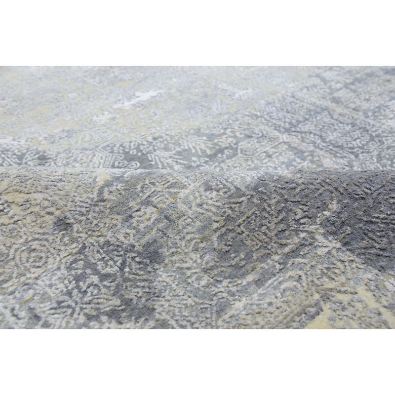 Geometric Area Rug in Gray/Beige/Ivory, Rectangle 12' x 15'