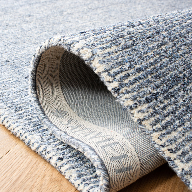 Haddan Hand Tufted Viscose/Wool Rug in Blue, Rectangle 4' x 6'