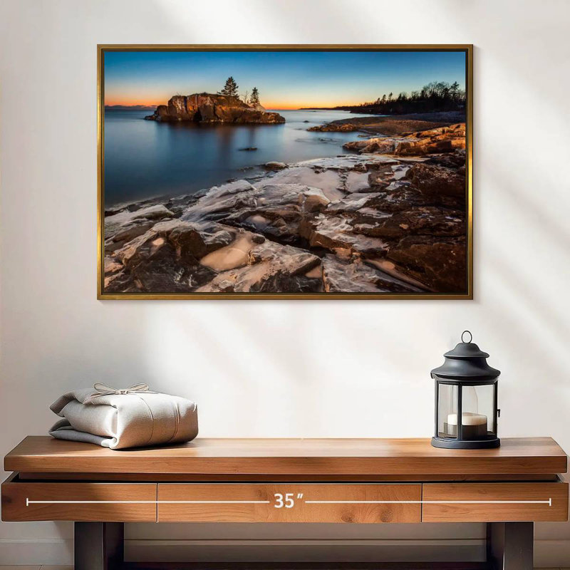Lac Supérieur au crépuscule, 25 po x 17 po, Cadre flottant doré