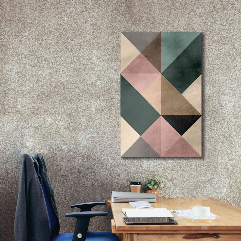 «Epangle Graffiti» «Triangle2» par Design Fabrikken, estampe numérique sur toile, 12 po x 18 po, H 40 po x l 26 po x P 1,5 po