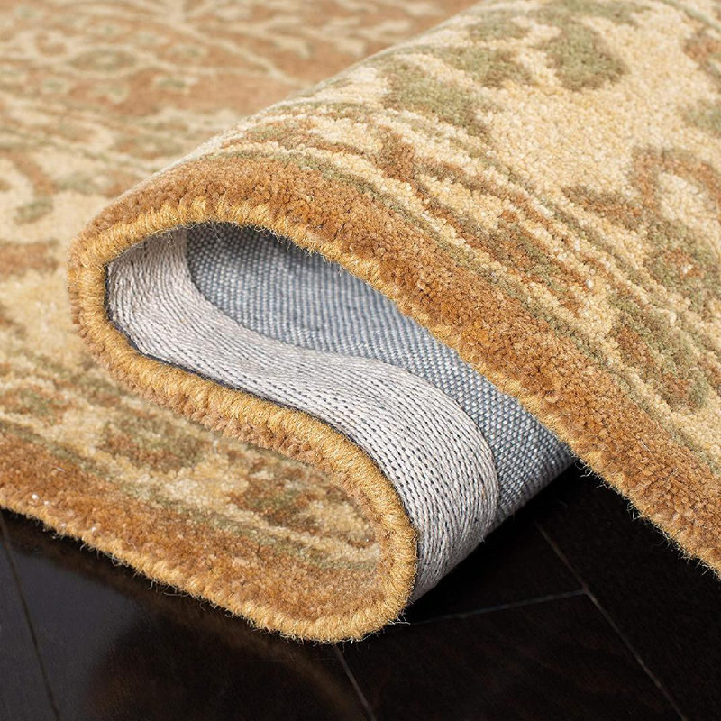 Molter Bergama Hand Tufted Wool Oriental Rug, Round 6'