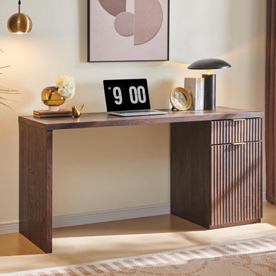 Bureau de direction moderne avec prise de courant, bureau à domicile en bois avec tiroir et armoire de rangement