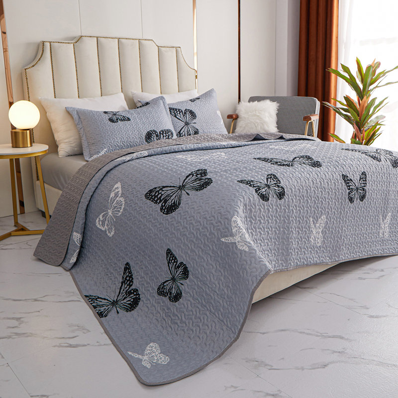 Ensemble de courtepointe à imprimé papillon: Couvre-lit doux en microfibre gris léger et chaud - Comprend une courtepointe et des taies décoratives, idéale pour la décoration de chambre