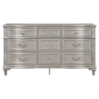 9-Drawer Dresser With Removable Jewellery Tray