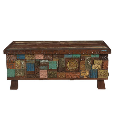 Table basse en bois massif avec rangement