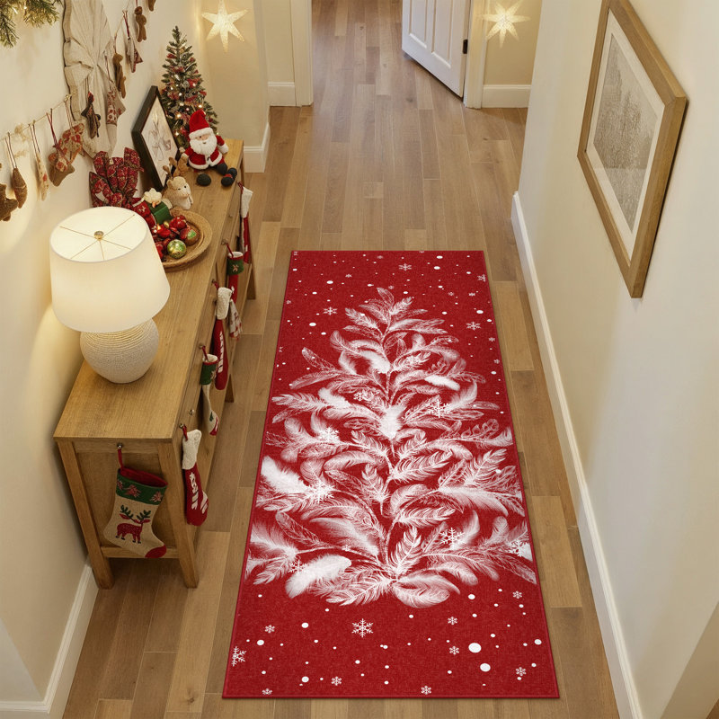 Tapis d'intérieur lavable à la machine Velora Red Feather Christmas Tree avec envers antidérapant