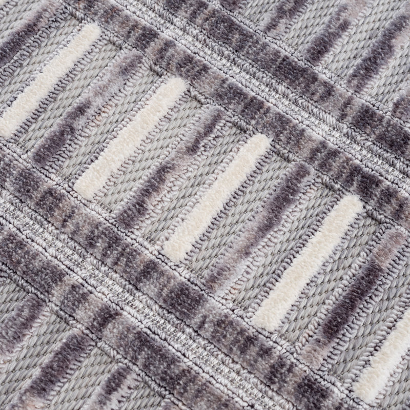 Geometric Indoor Rug, Rectangle 7'10" x 10'6"