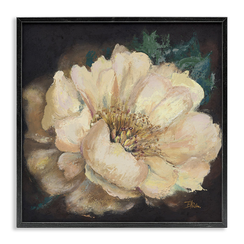 «Blooming White Magnolia», art de la giclée encadrée par Patricia Pinto, H 12 po x l 12 po, Giclée encadrée noir minuit