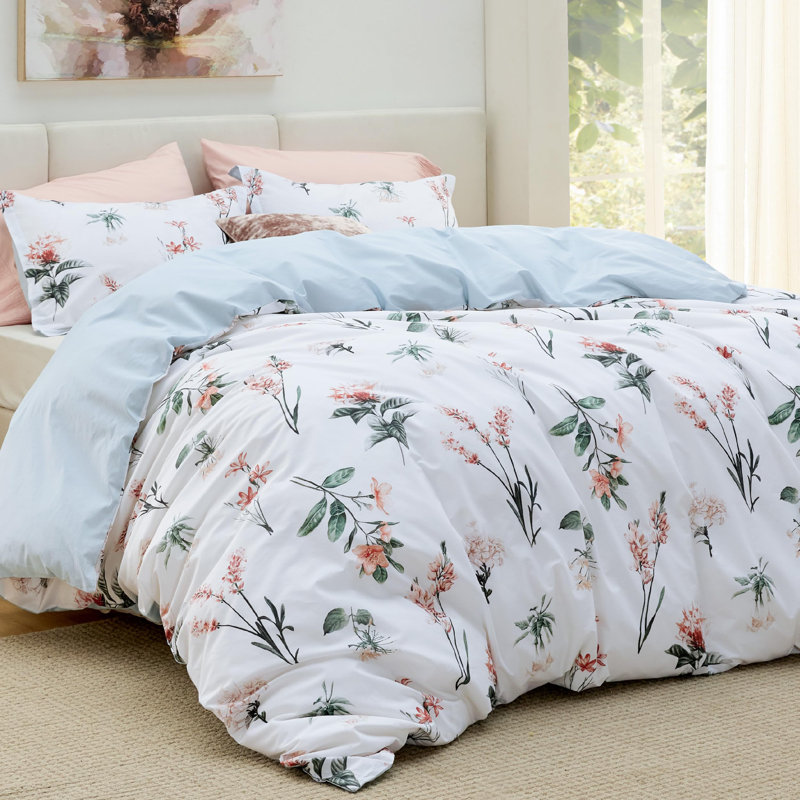 Bedsure 100% Cotton Reversible Floral Duvet Cover Set, King Duvet Cover + 2 King Shams, Blue Floral