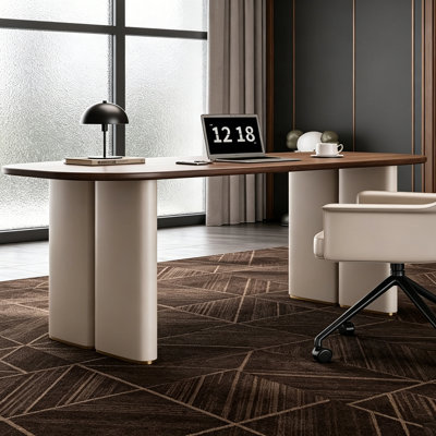 Bureau moderne de style italien