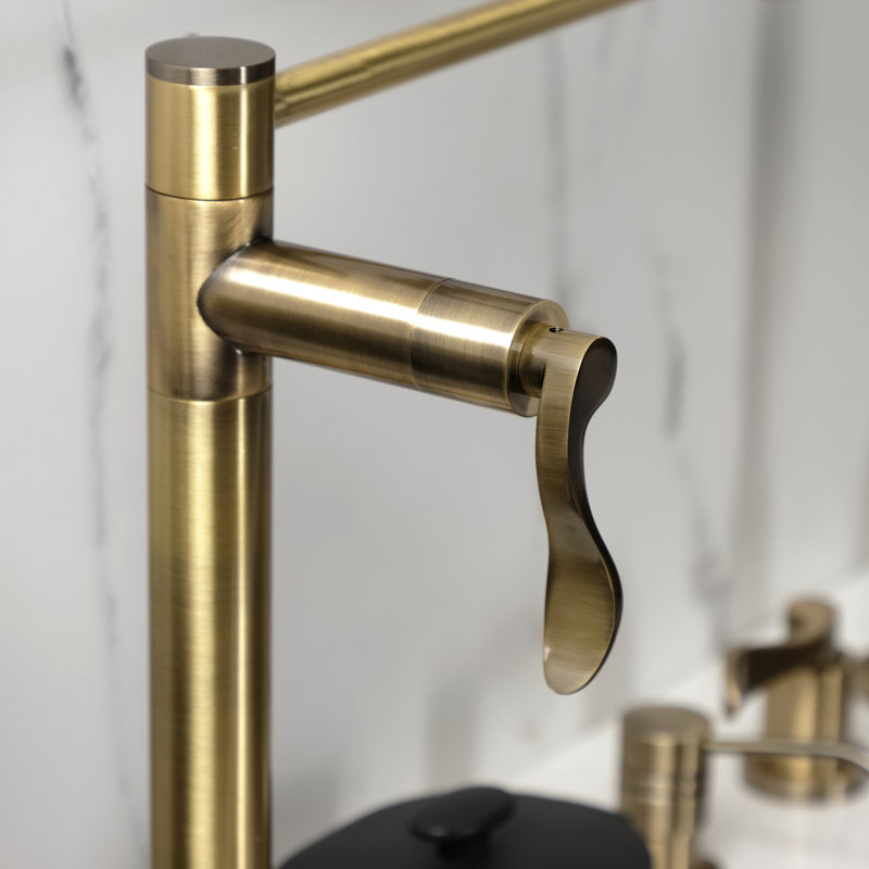 Robinet remplisseur à deux poignées à fixation sur comptoir à deux trous Kingston Brass NuWave, Laiton antique